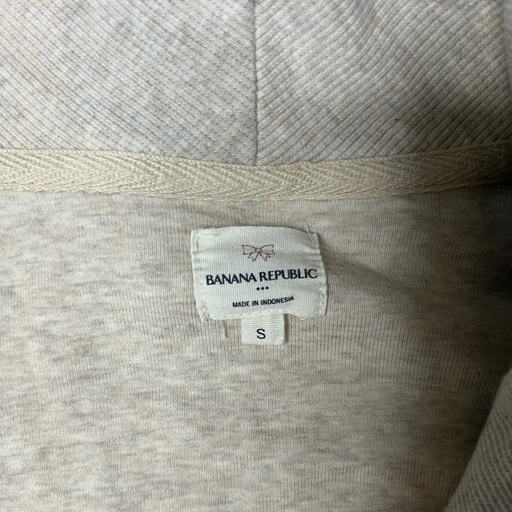 Banana republic long sleeve top size Small - Picture 3 of 3